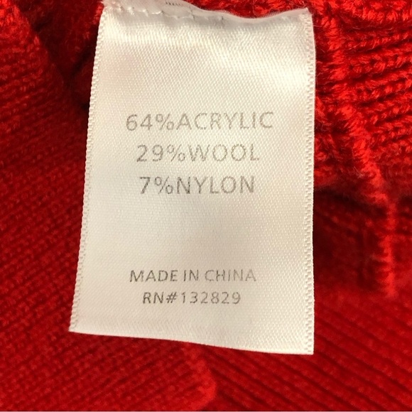 Lovers and friends, Dash, red V-neck puffed sleeve sweater ❤️ - Picture 6 of 10